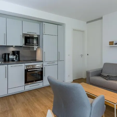 Deichhaeuser Anna Kueste Deichhaeuser Anna Kueste 7-13 *