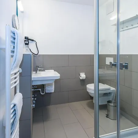 Deichhaeuser Anna Kueste Deichhaeuser Anna Kueste 7-13 * Bensersiel