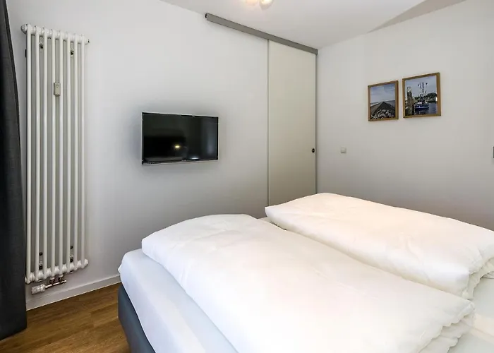 Deichhaeuser Anna Kueste Deichhaeuser Anna Kueste 7-13